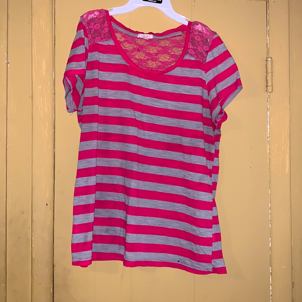 Extra Touch Lace Detail top - Plus Size 1X